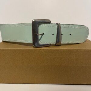 Mint green leather belt.